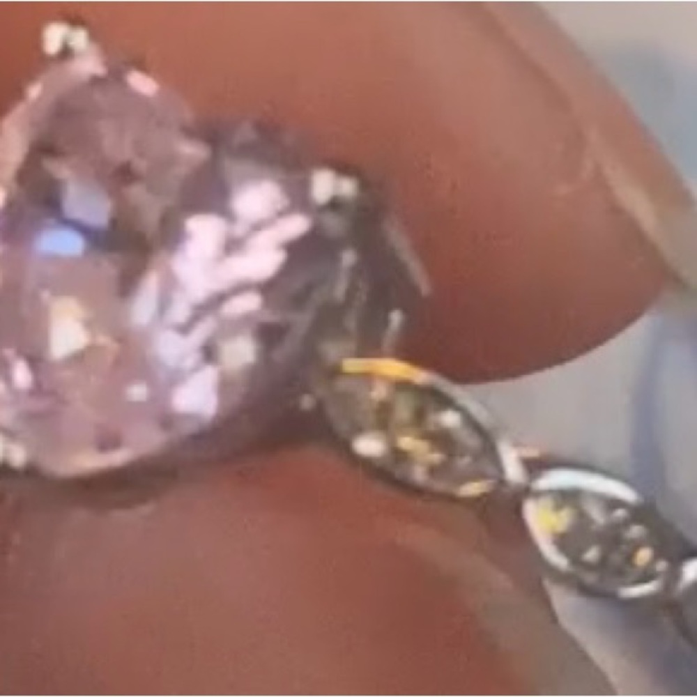 Pink CZ heart ring - Picture 2 of 6